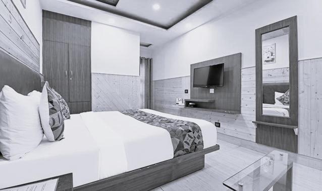 Fabhotel Rr Retreat Dehradun Bagian luar foto