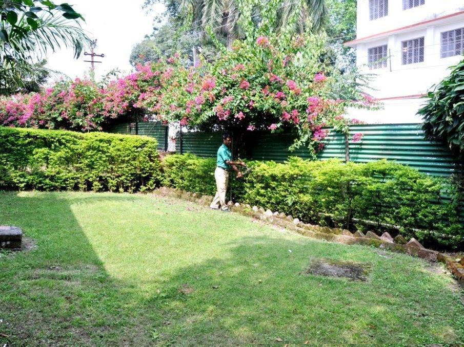 Fabhotel Rr Retreat Dehradun Bagian luar foto