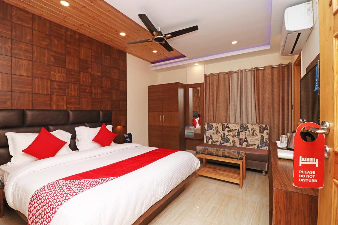 Fabhotel Rr Retreat Dehradun Bagian luar foto